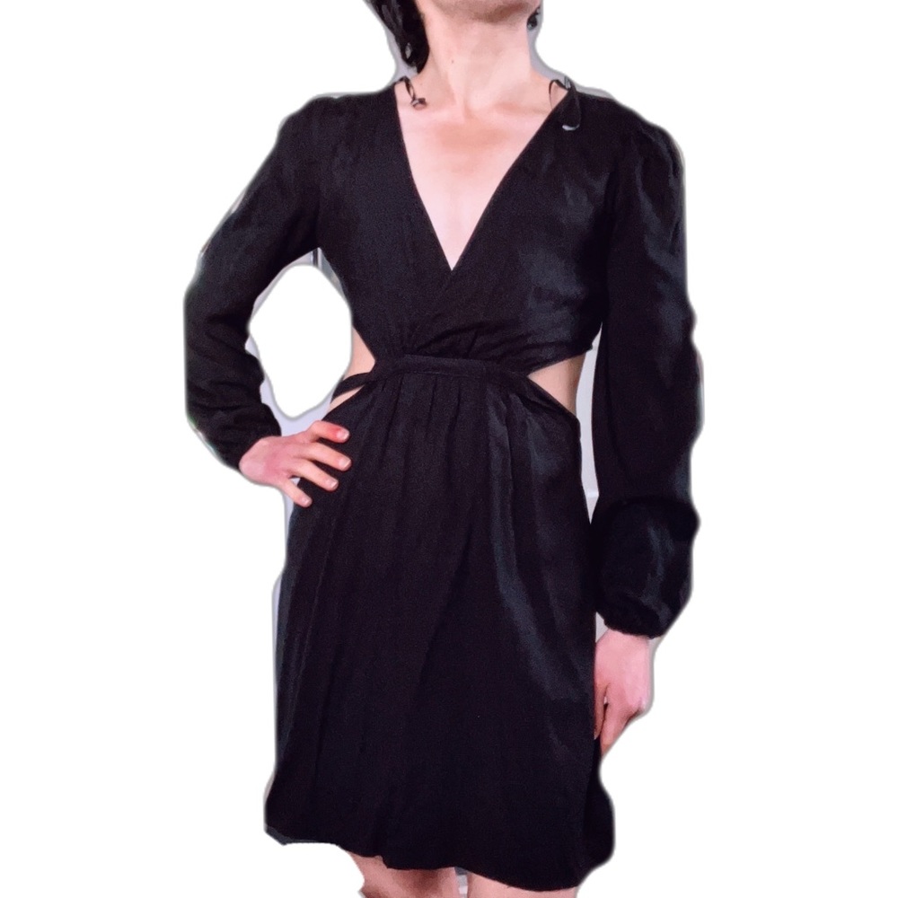 FOREVER 21 BLACK CUT OUT DRESS